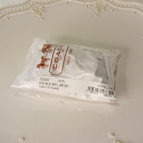 NWT Disney x Coach Princess Belle Metal Bear Keychain Bag Charm - Picture 8 of 8